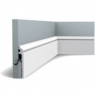 Плинтус из дюрополимера Orac Decor SX186 2000х138х22 в интерьере