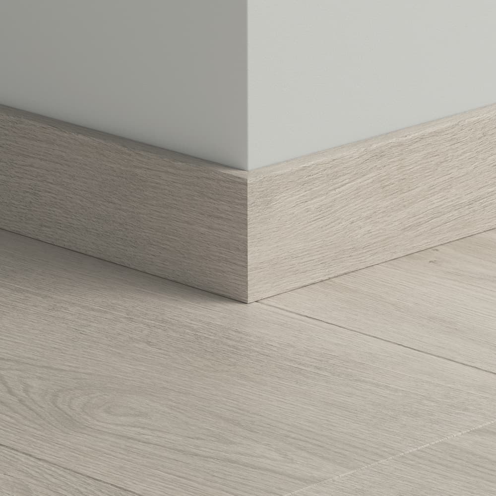 Плинтус ПВХ прямой для LVT Pergo PGVSK40177 Дуб бриллиант 2400х12х58