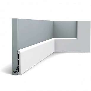 Плинтус из дюрополимера Orac Decor SX184 2000х110х13 в интерьере
